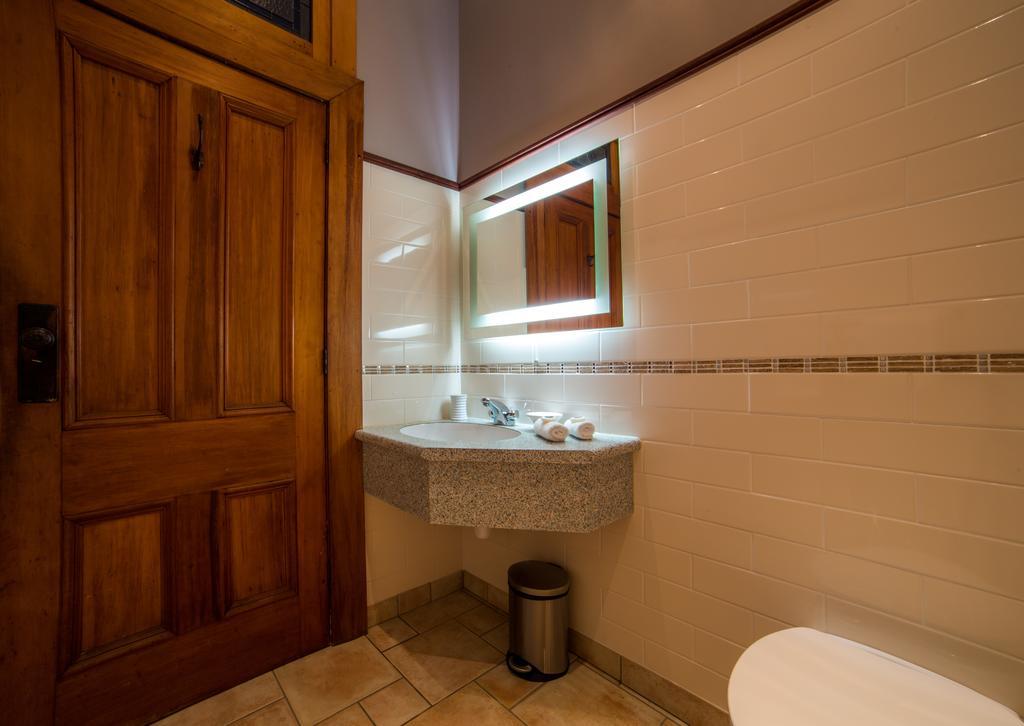 Shady Rest Bed & Breakfast Takaka Room photo